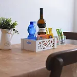 Solea & * Izola